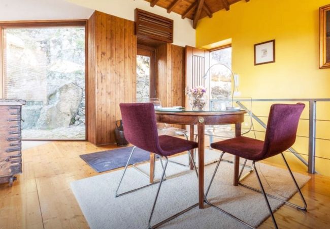 Sala mobilada para férias no Gerês Casa Férias Gerês Montanha Natureza