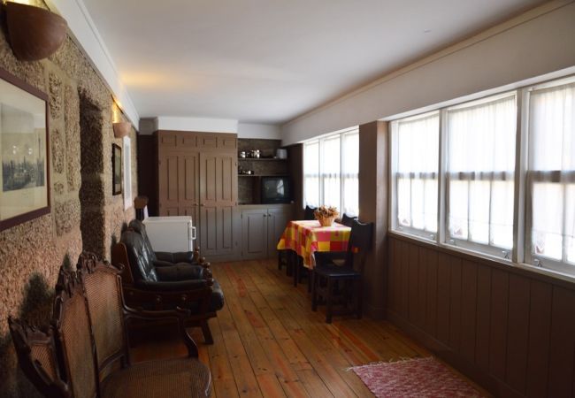 Casa rural em Gerês - Casa dos Bernardos T2 - Piso 1 Casa rural em Gerês - Casa dos Bernardos T2 - Piso 1