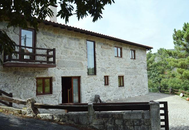 Casa rural em Gerês - Casa Vale das Mós Casa rural em Gerês - Casa Vale das Mós