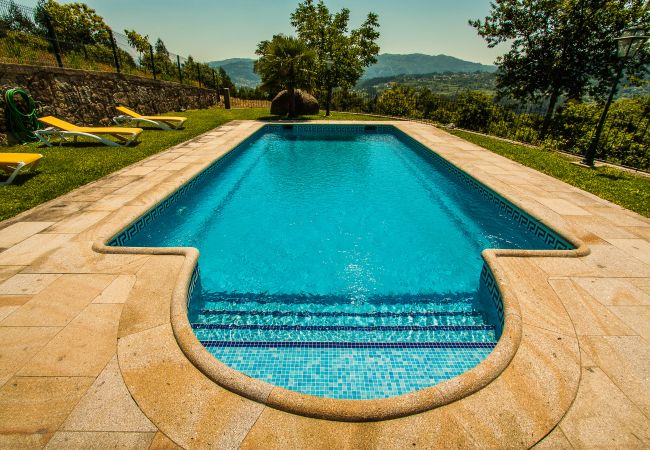Casa rural em Arcos de Valdevez - Casa Grande T4 - Quinta do Toural Casa rural em Arcos de Valdevez - Casa Grande T4 - Quinta do Toural