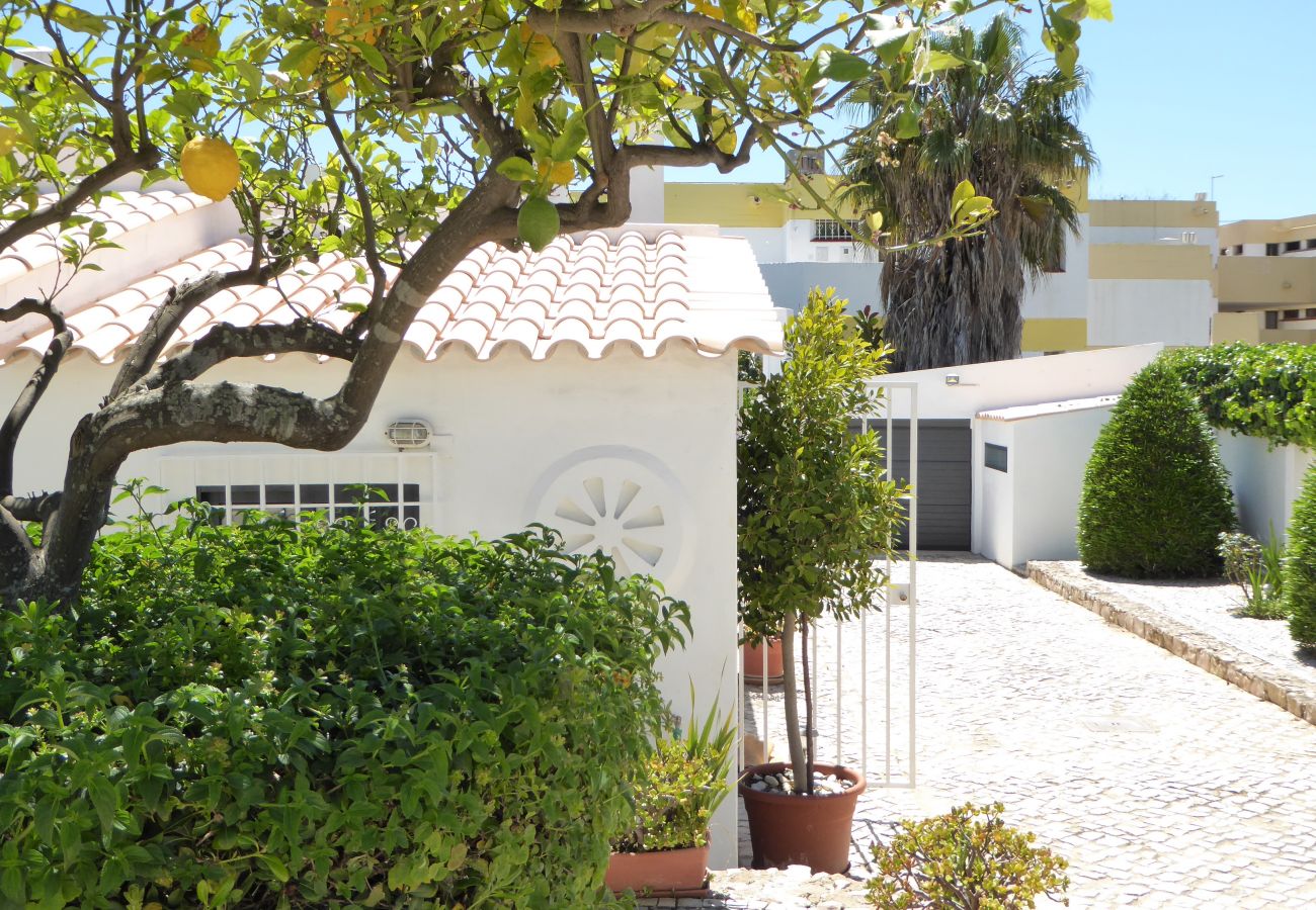 Villa em Albufeira - Strip by Check-in Portugal Villa em Albufeira - Strip by Check-in Portugal