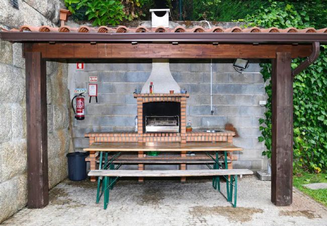 Casa em Vieira do Minho - Quinta de Jaco - Casa Rio Casa em Vieira do Minho - Quinta de Jaco - Casa Rio