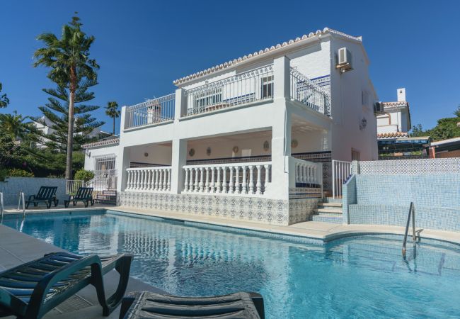 Villa em Chilches Costa - Cubo's Villa Marieli Chilches Villa em Chilches Costa - Cubo's Villa Marieli Chilches