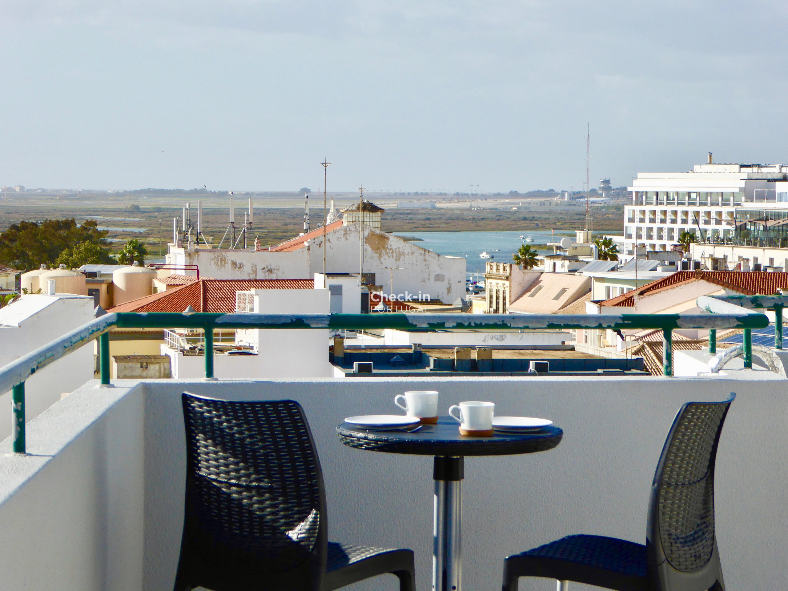 T2 no centro de Faro para 6 pessoas Faro; apartamento;