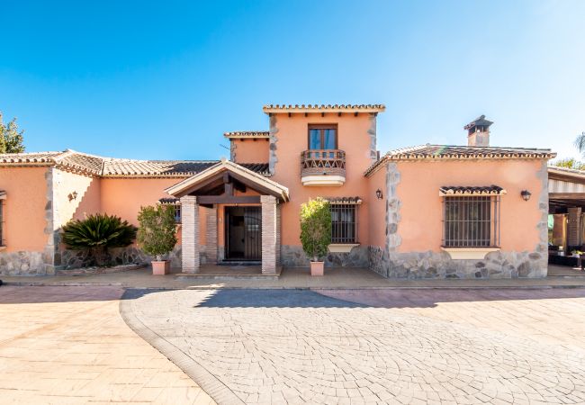 Villa em Alhaurín el Grande - Cubo's Villa Family Villa em Alhaurín el Grande - Cubo's Villa Family