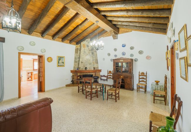 Casa rural em Alhaurín el Grande - Cubo's Finca Los Magnolios Casa rural em Alhaurín el Grande - Cubo's Finca Los Magnolios