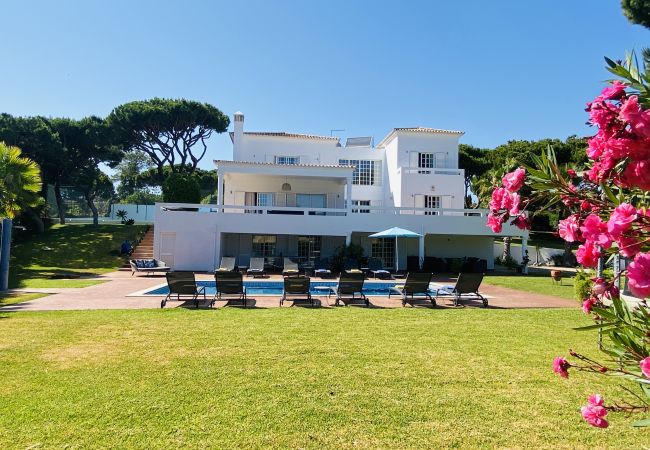 Villa em Quarteira - Fonte Santa by Check-in Portugal Villa em Quarteira - Fonte Santa by Check-in Portugal