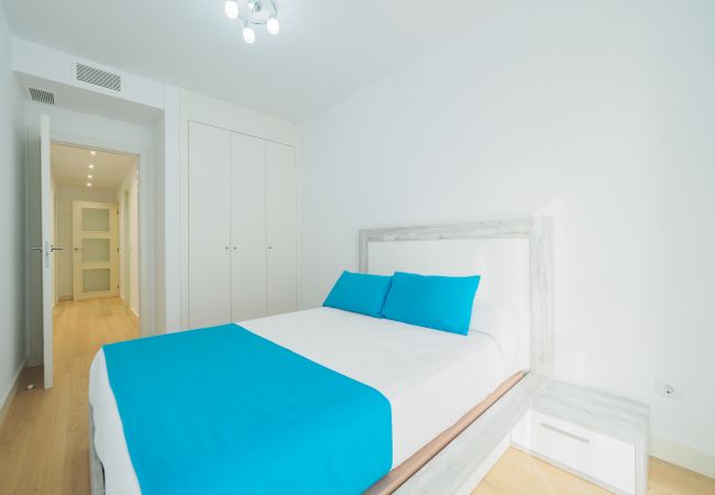 Apartamento em Málaga - Cubo's Sea View Pacifico Street & Free Parking Apartamento em Málaga - Cubo's Sea View Pacifico Street & Free Parking