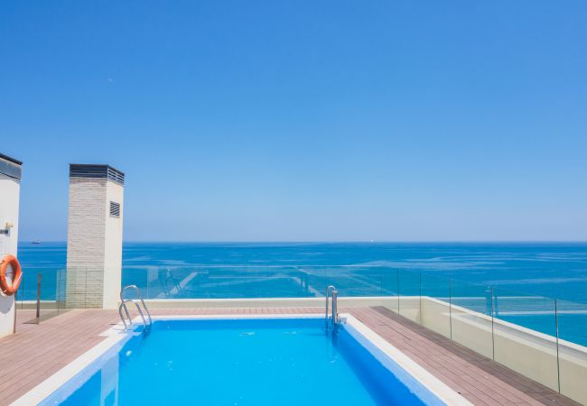 Apartamento em Málaga - Cubo's Sea View Pacifico Street & Free Parking Apartamento em Málaga - Cubo's Sea View Pacifico Street & Free Parking