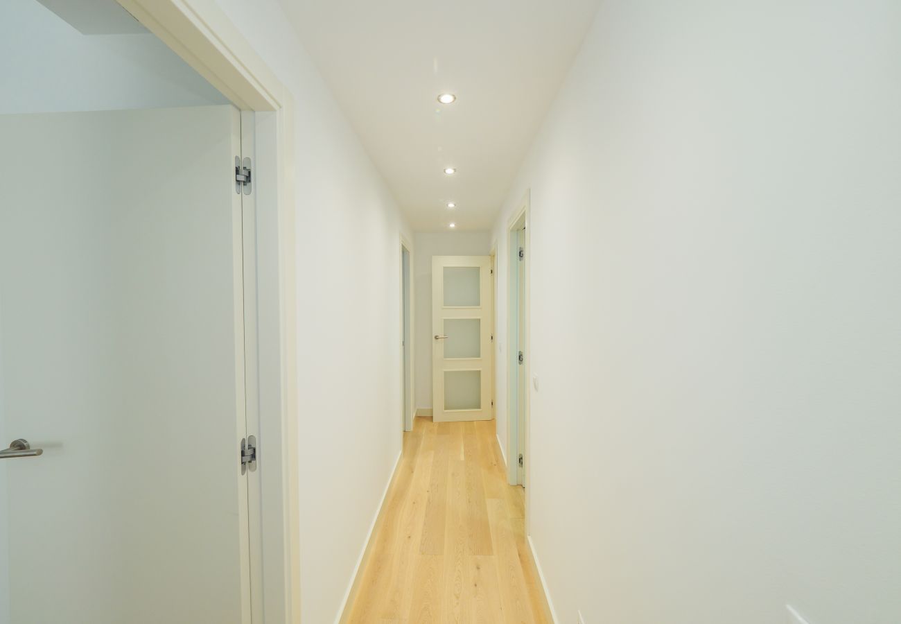 Apartamento em Málaga - Cubo's Sea View Pacifico Street & Free Parking Apartamento em Málaga - Cubo's Sea View Pacifico Street & Free Parking