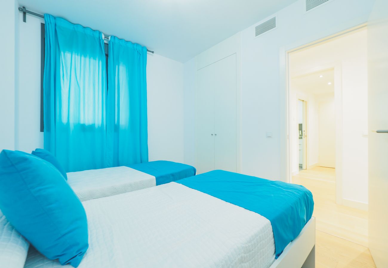 Apartamento em Málaga - Cubo's Sea View Pacifico Street & Free Parking Apartamento em Málaga - Cubo's Sea View Pacifico Street & Free Parking