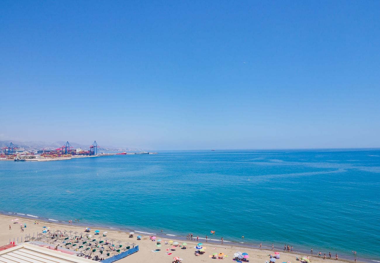 Apartamento em Málaga - Cubo's Sea View Pacifico Street & Free Parking Apartamento em Málaga - Cubo's Sea View Pacifico Street & Free Parking