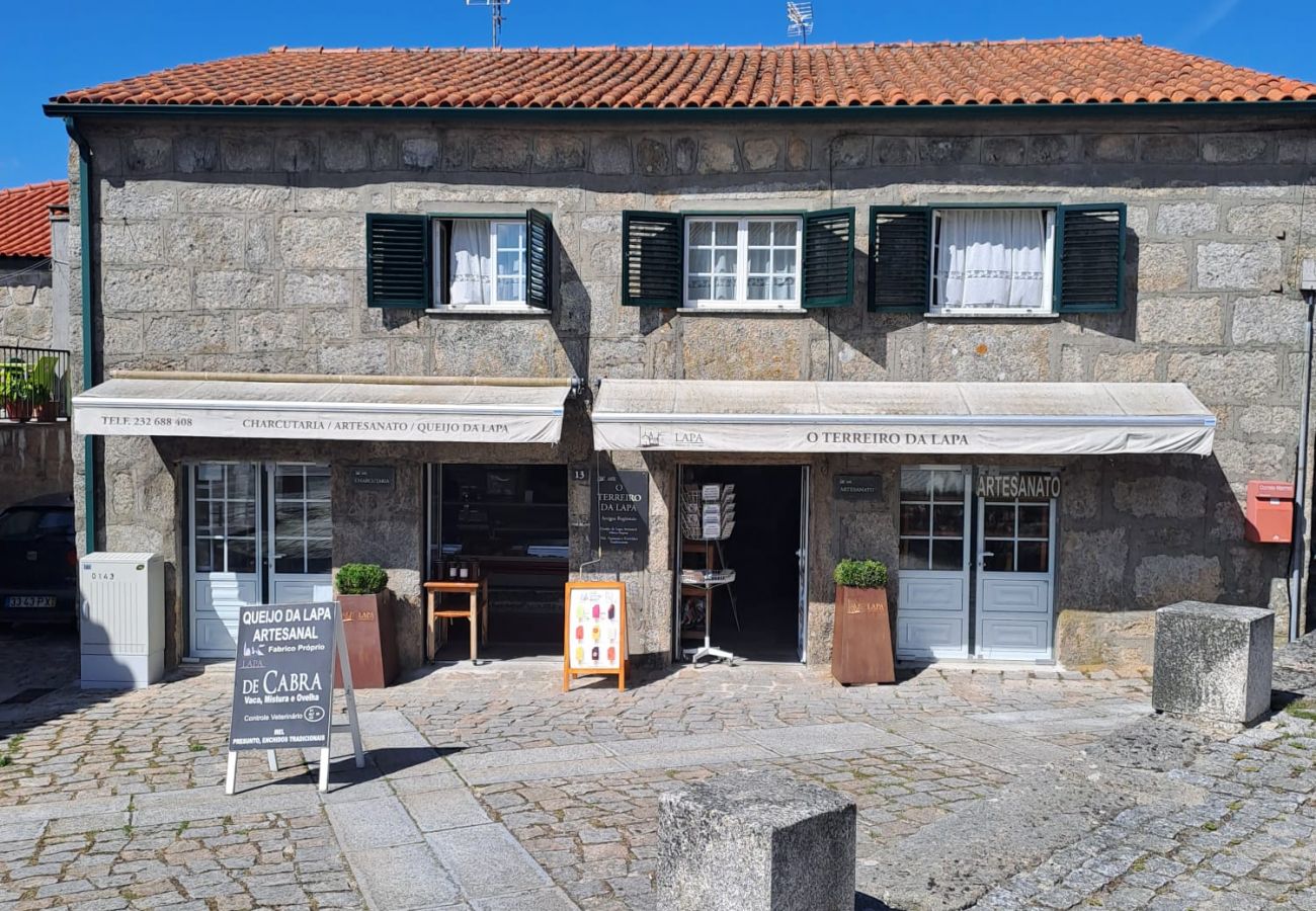 Casa em Quintela - Casa Terreiro Da Lapa
