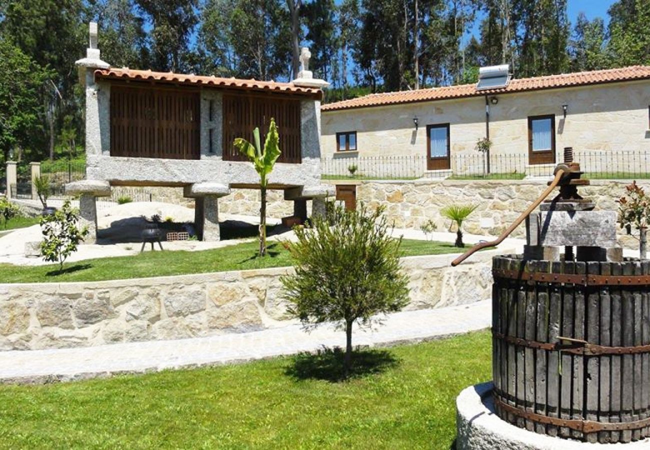 House in Arcos de Valdevez - Casa Adega T1 - Quinta do Toural