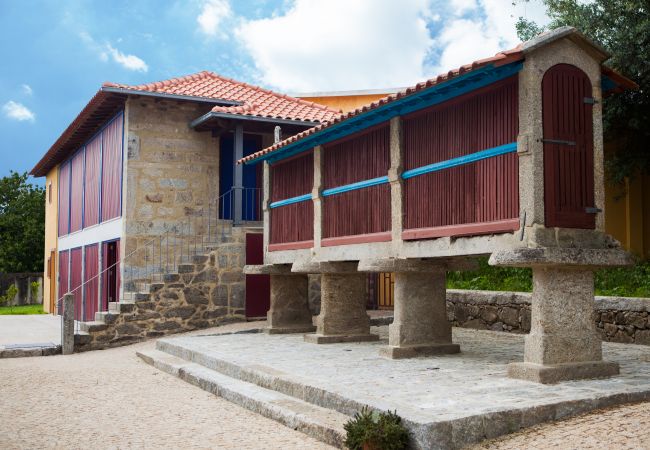 Cottage in Amares - Casa do Garrafas - Casa Lata Cottage in Amares - Casa do Garrafas - Casa Lata