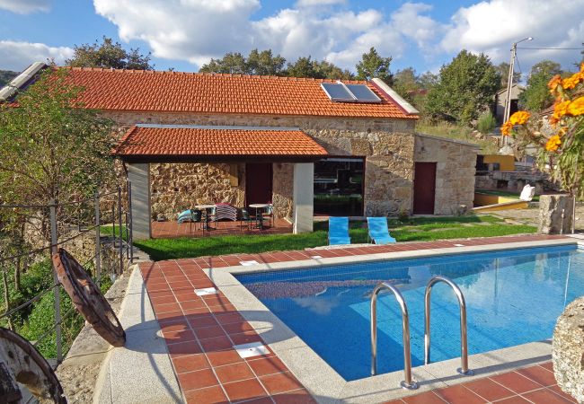 Cottage in Montalegre - Casa Entre-Palheiros Cottage in Montalegre - Casa Entre-Palheiros