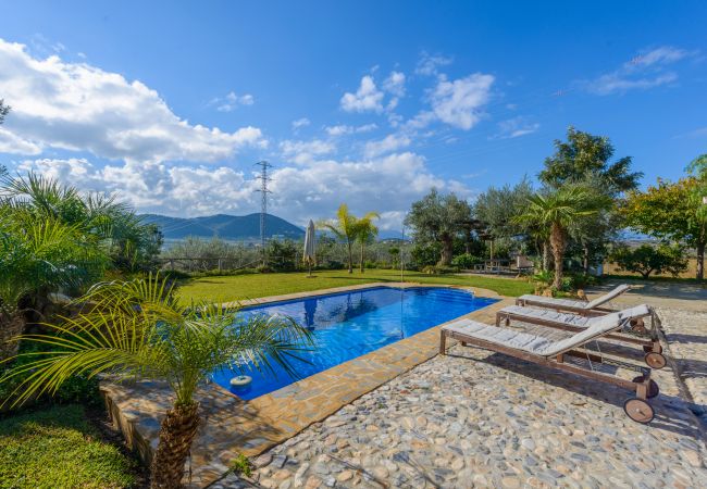 Villa in Alhaurín el Grande - Cubo's Villa Cortijo la Indiana Villa in Alhaurín el Grande - Cubo's Villa Cortijo la Indiana