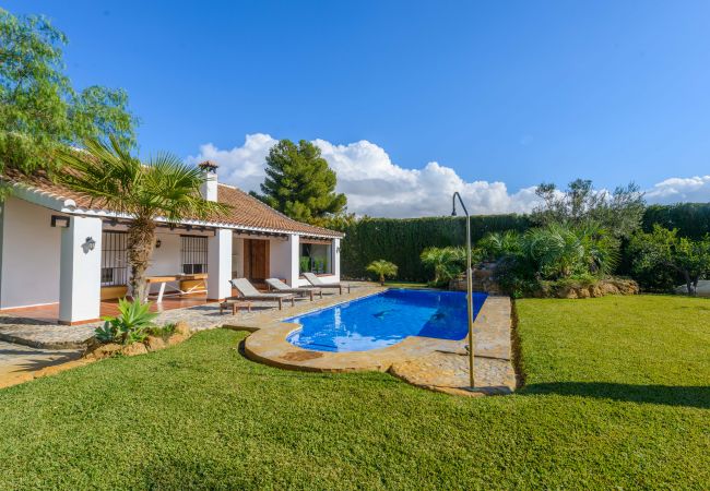 Villa in Alhaurín el Grande - Cubo's Villa Cortijo la Indiana Villa in Alhaurín el Grande - Cubo's Villa Cortijo la Indiana