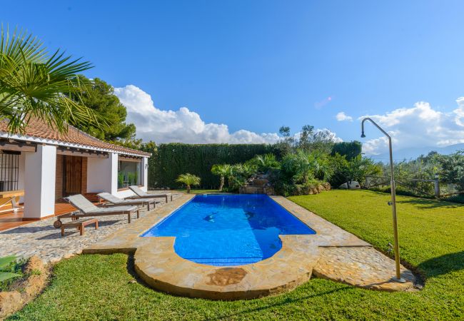 Villa in Alhaurín el Grande - Cubo's Villa Cortijo la Indiana Villa in Alhaurín el Grande - Cubo's Villa Cortijo la Indiana