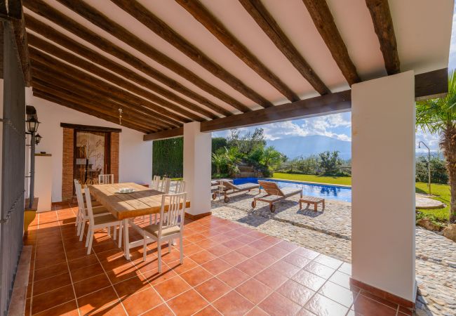 Villa in Alhaurín el Grande - Cubo's Villa Cortijo la Indiana Villa in Alhaurín el Grande - Cubo's Villa Cortijo la Indiana