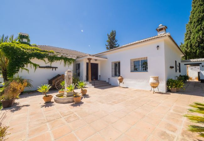 Villa in Alhaurin de la Torre - Cubo's Villa Bellavista La Jona & Heated Pool Villa in Alhaurin de la Torre - Cubo's Villa Bellavista La Jona & Heated Pool