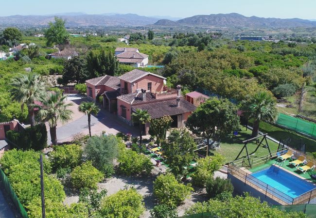 Villa in Alhaurín el Grande - Cubo's Villa Family Aerial view of Cubo's Family Villa, in the peaceful surroundings of Alhaurín el Grande.