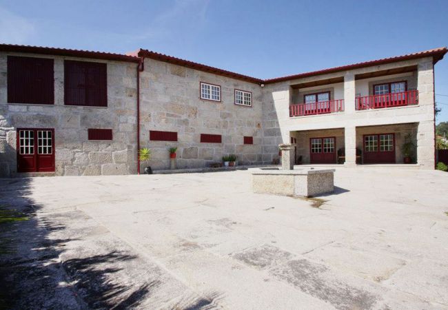Apartment in Póvoa de Lanhoso - Apartamento T2 - DM Turismo Rural Apartment in Póvoa de Lanhoso - Apartamento T2 - DM Turismo Rural