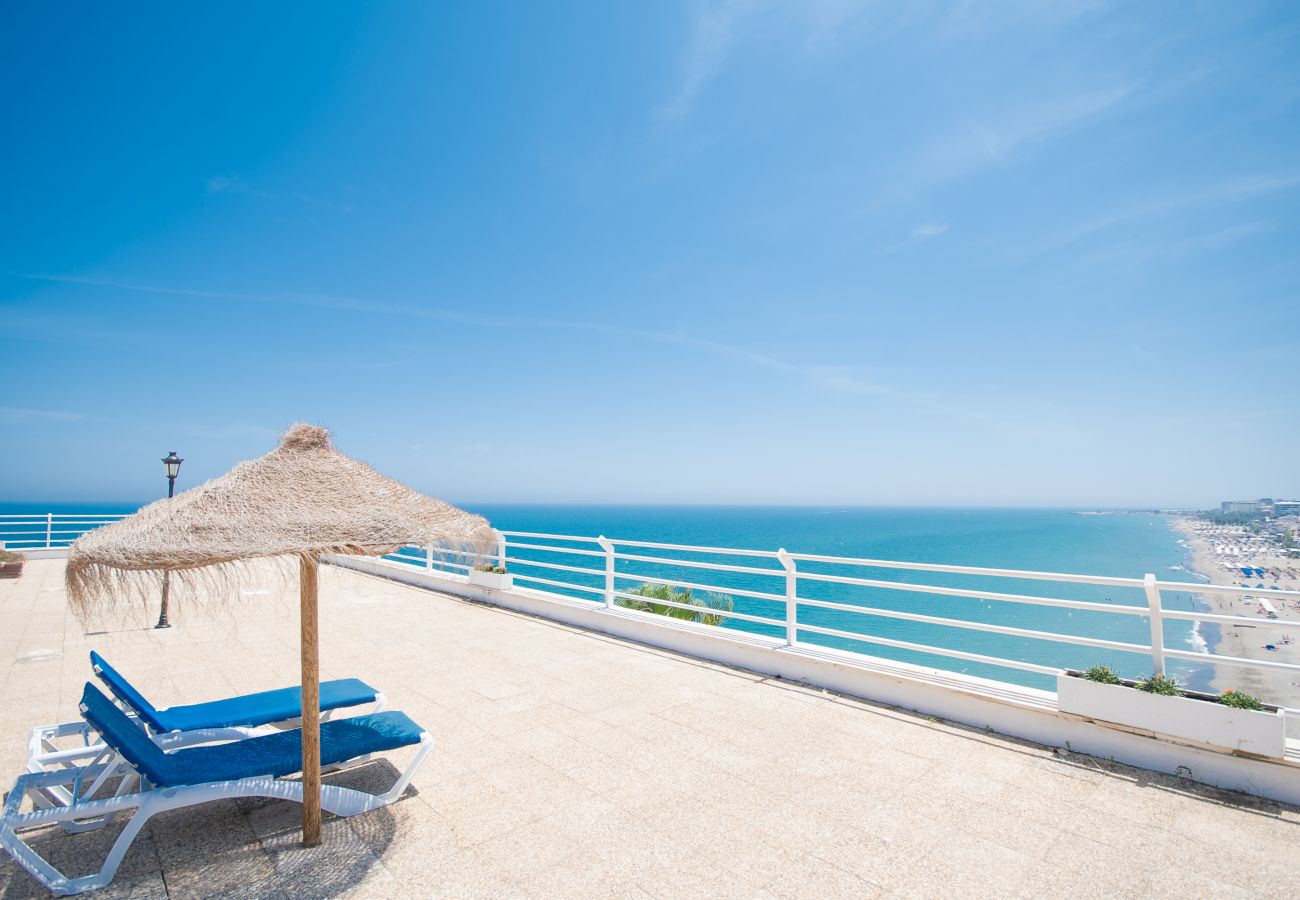 Rest area facing the sea