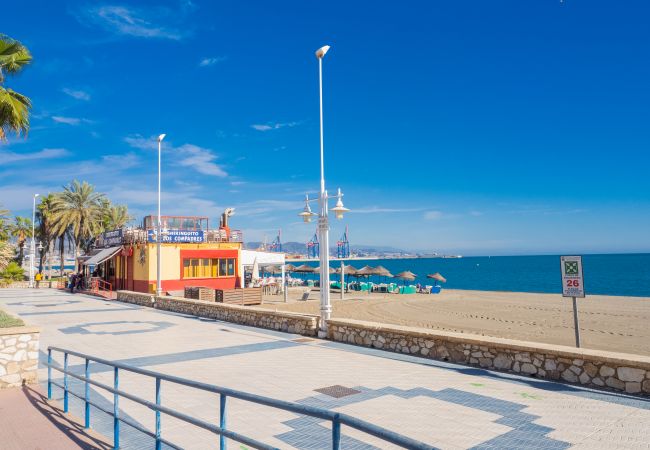 Apartment in Málaga - Cubo's Sea View Pacifico Street & Free Parking Apartment in Málaga - Cubo's Sea View Pacifico Street & Free Parking