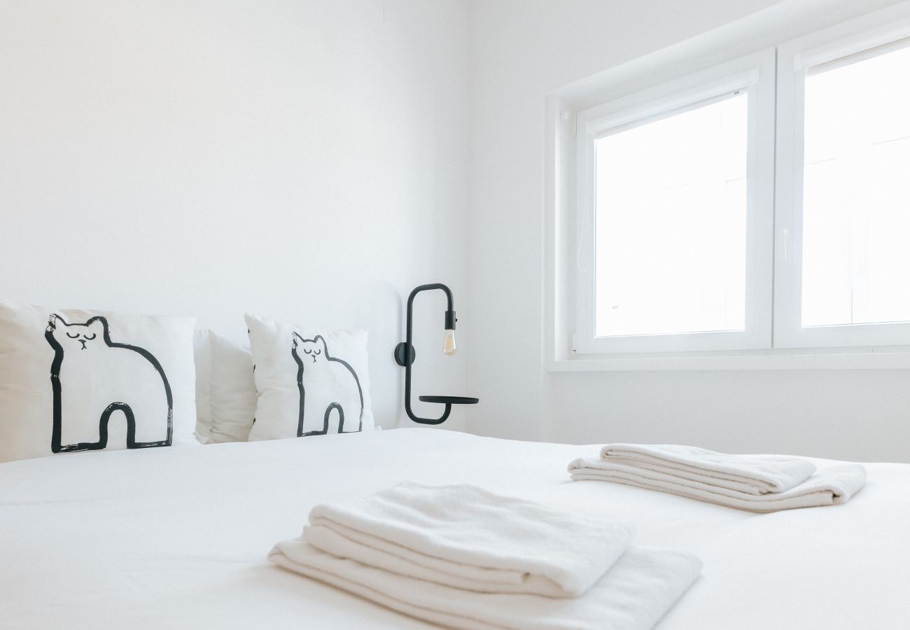 Apartment in Lisbon - Lisboa Almirante Reis Central Flat D